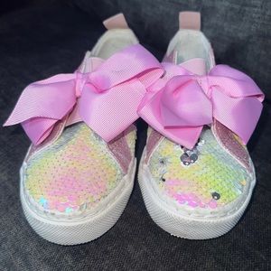 JOJO SIWA SNEAKERS
